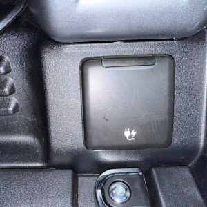 2025 Land Rover Defender 110 P400 Sedona Edition